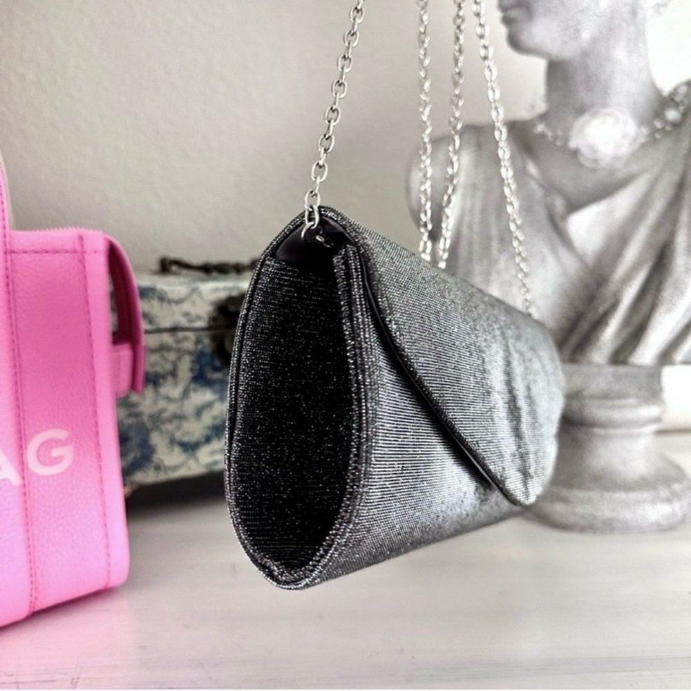 Vintage Chain Glitter Clutch